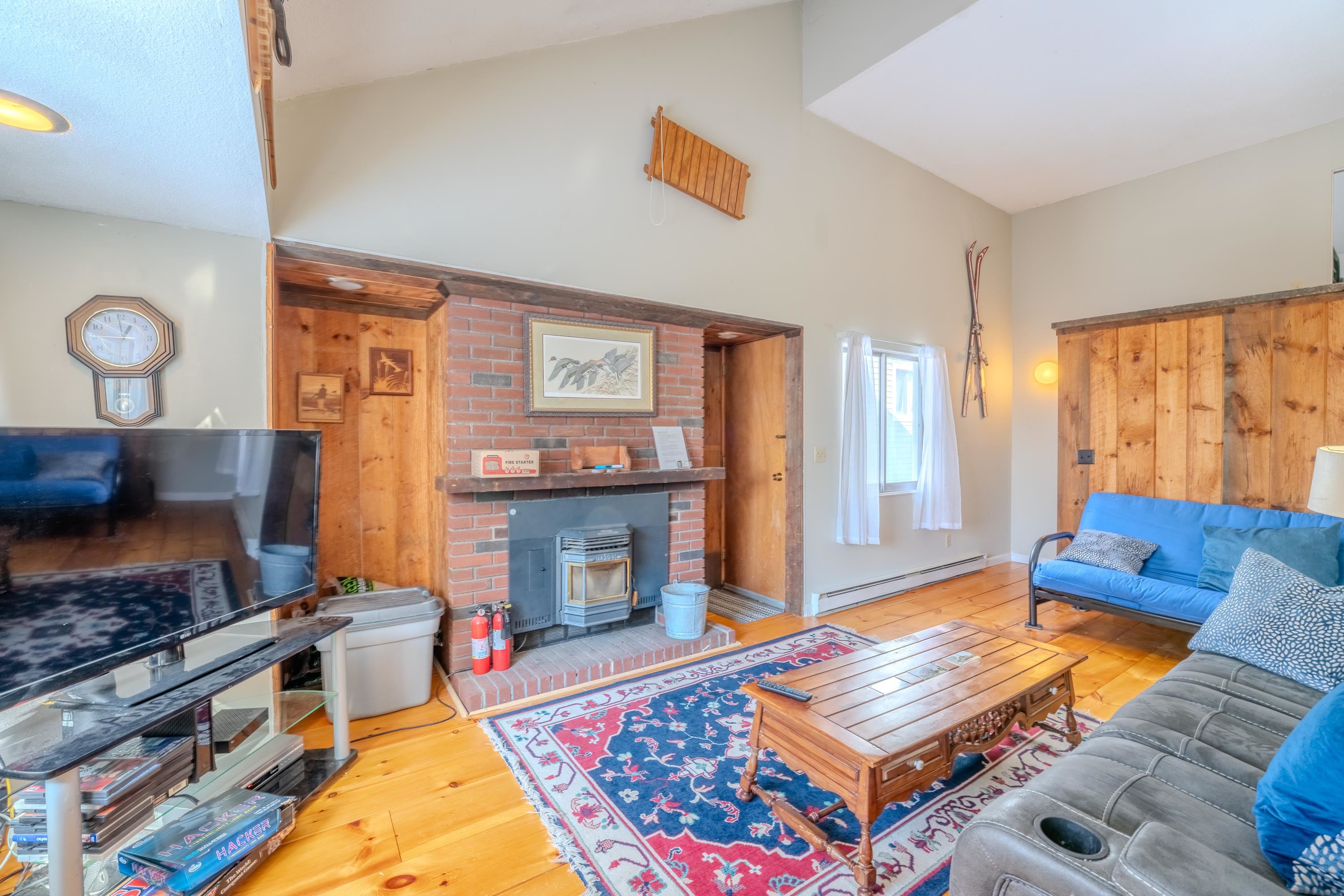 28 Condo Road Unit: 2