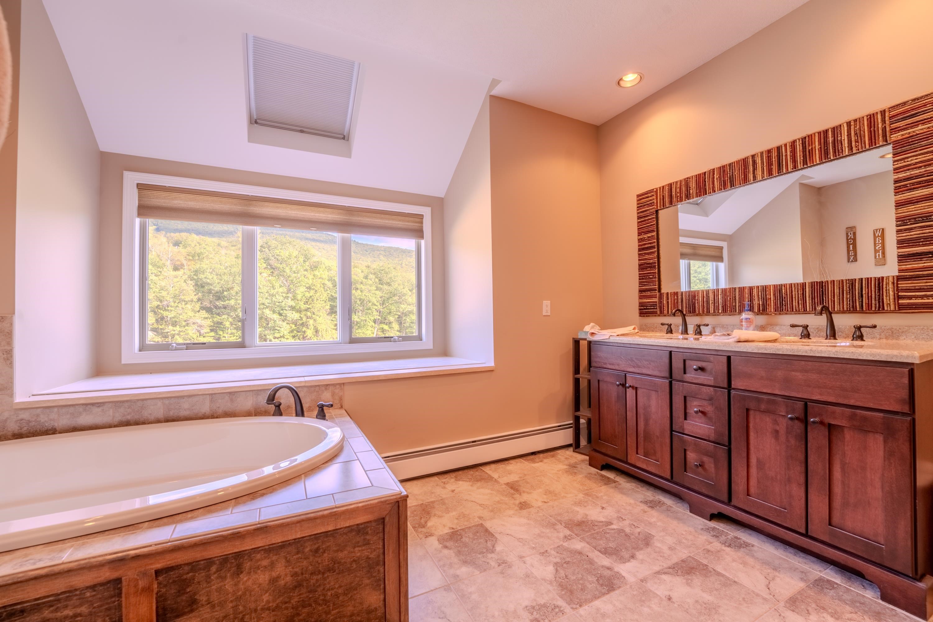 52 Bunker Lane Unit: 2