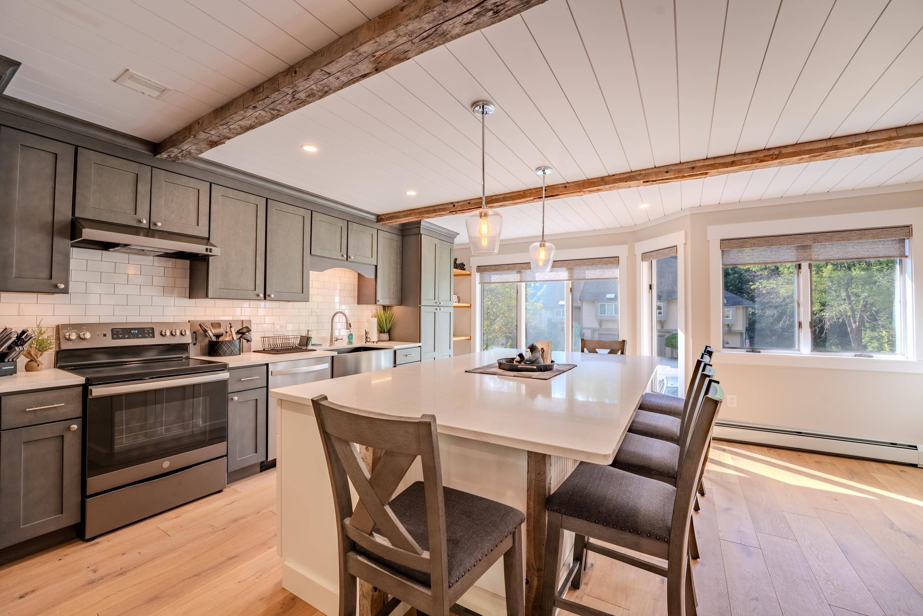 52 Bunker Lane Unit: 2