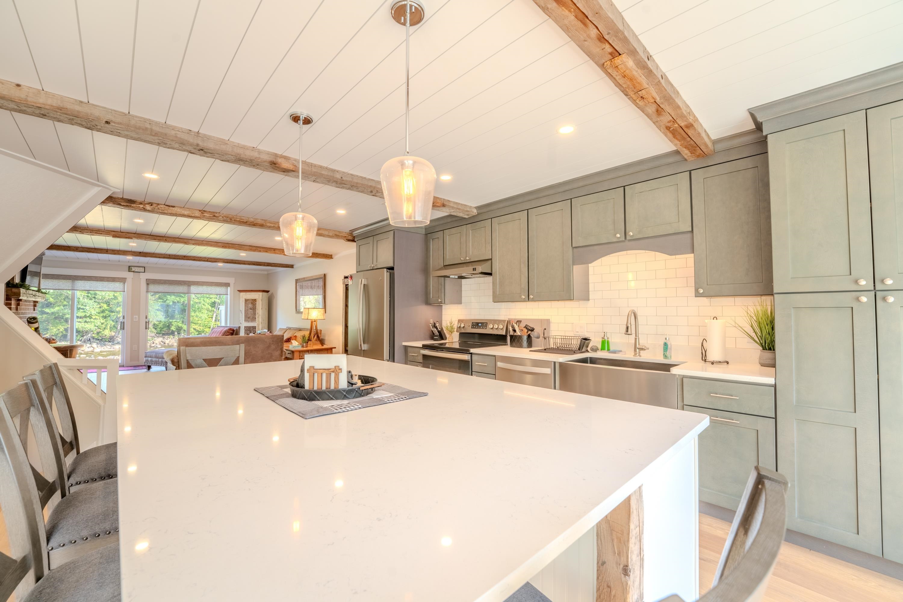 52 Bunker Lane Unit: 2