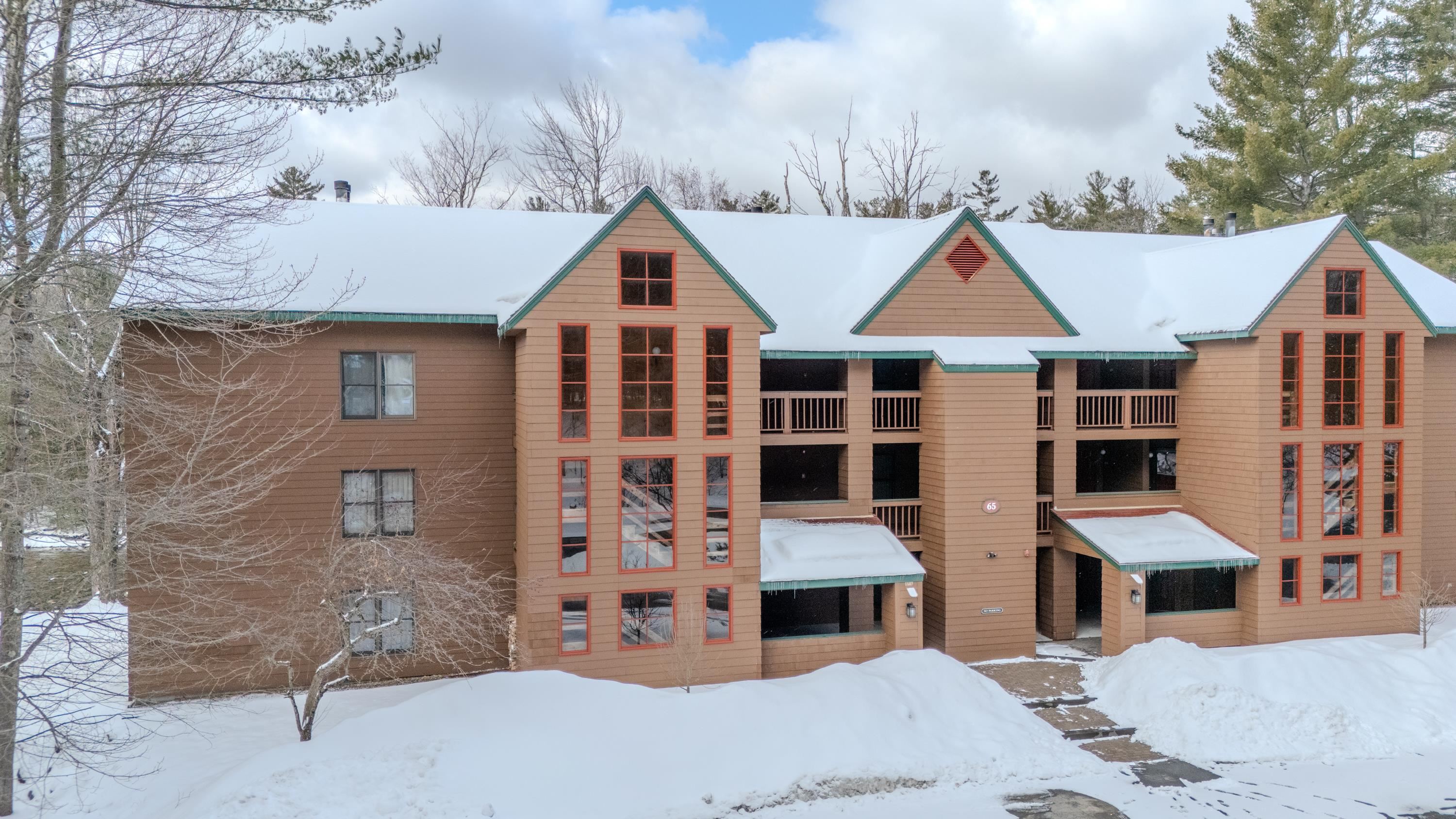 65 Riverfront Drive Unit: 216