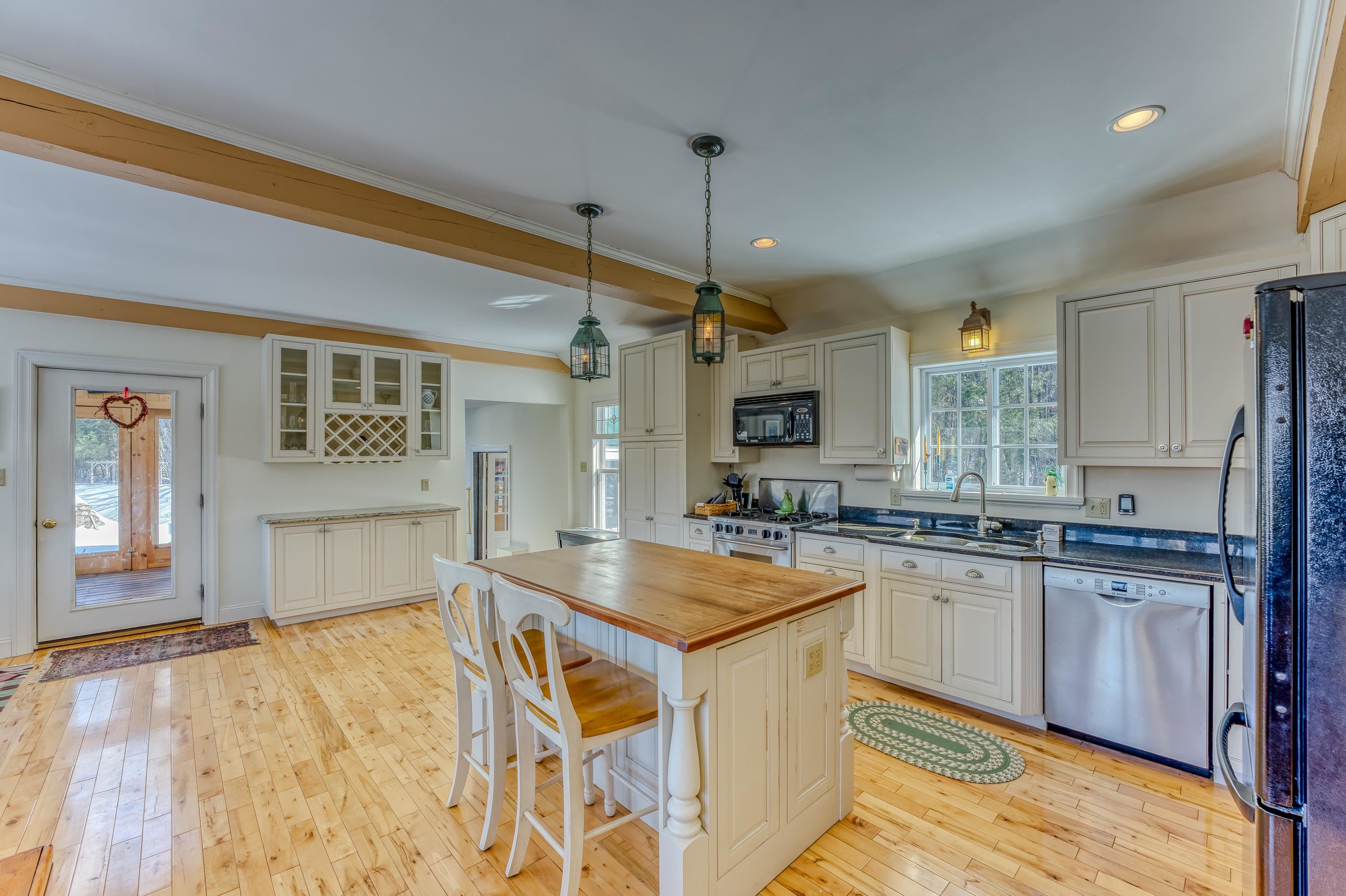81 Meadow Lane