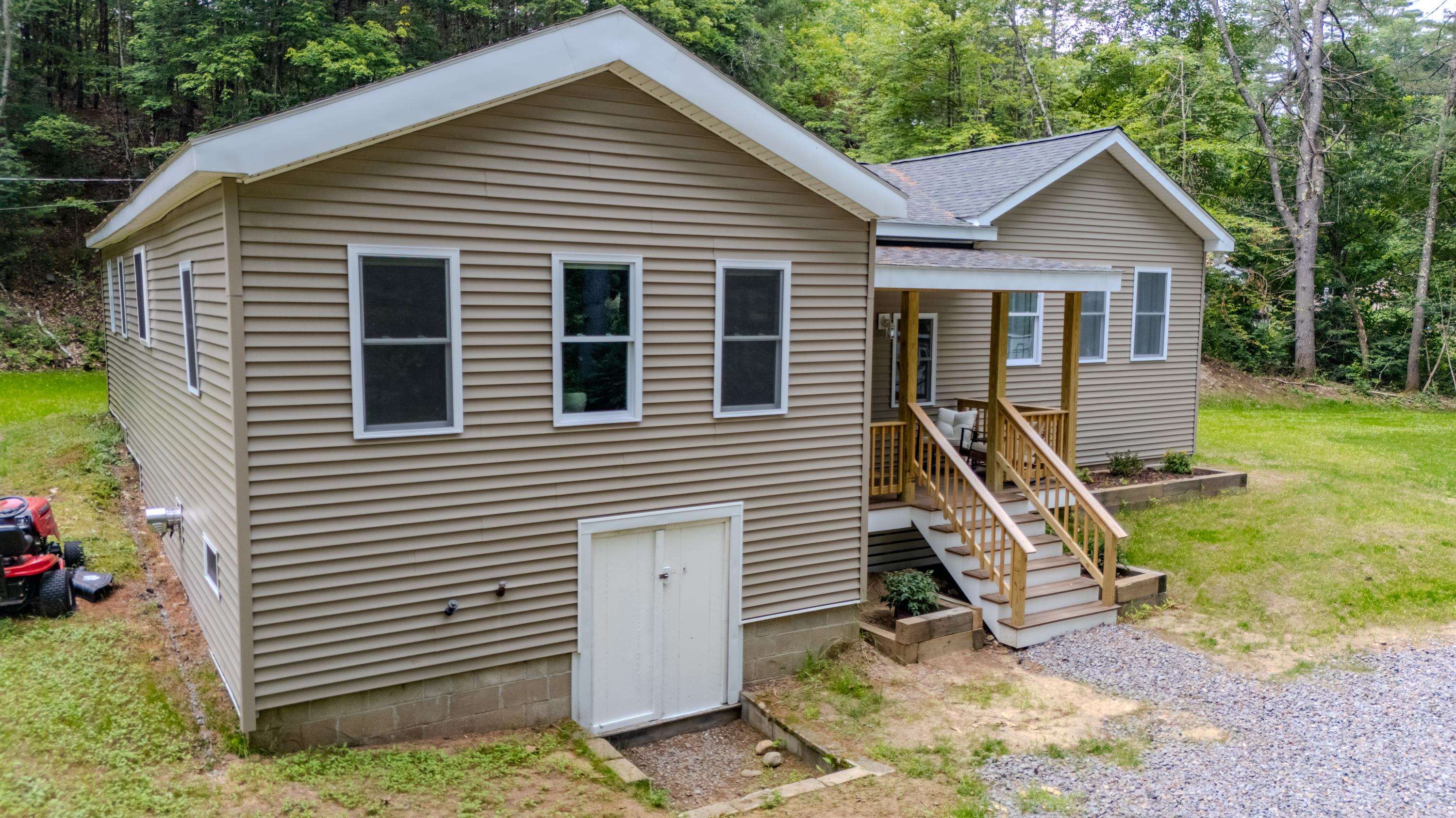 3421 River Road