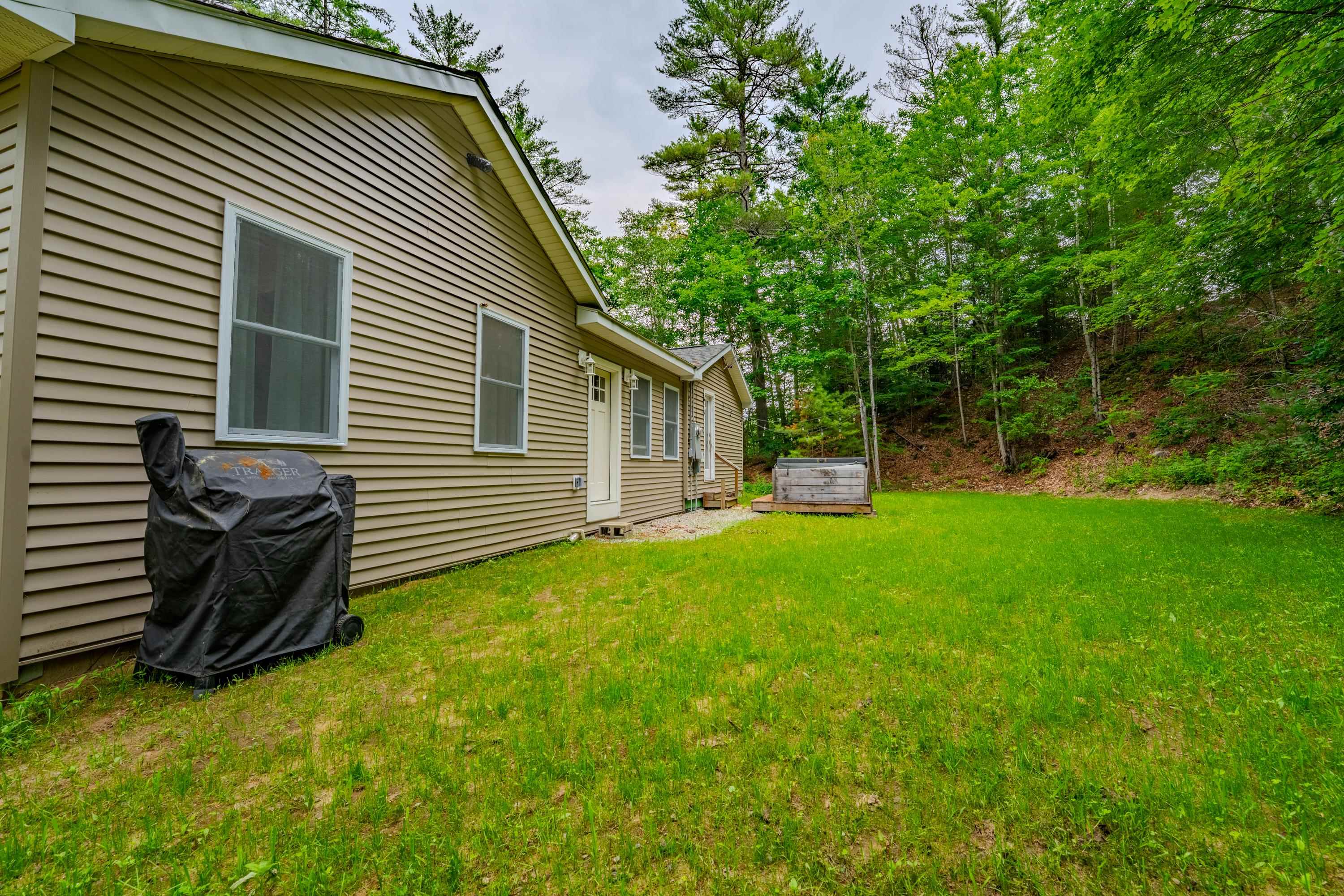 3421 River Road