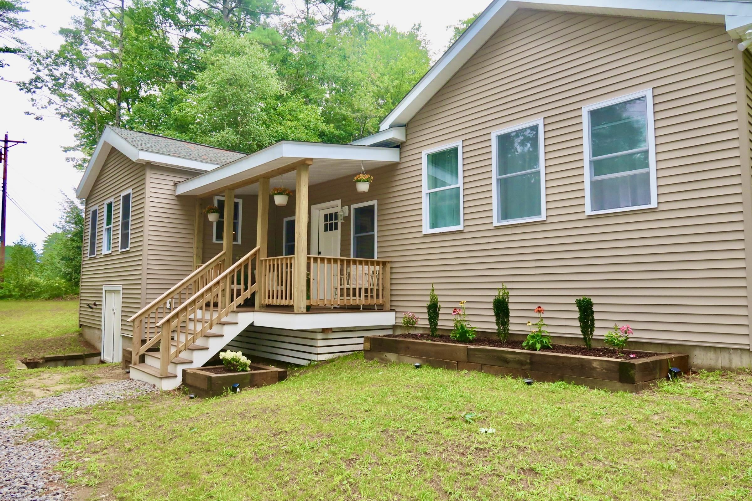 3421 River Road