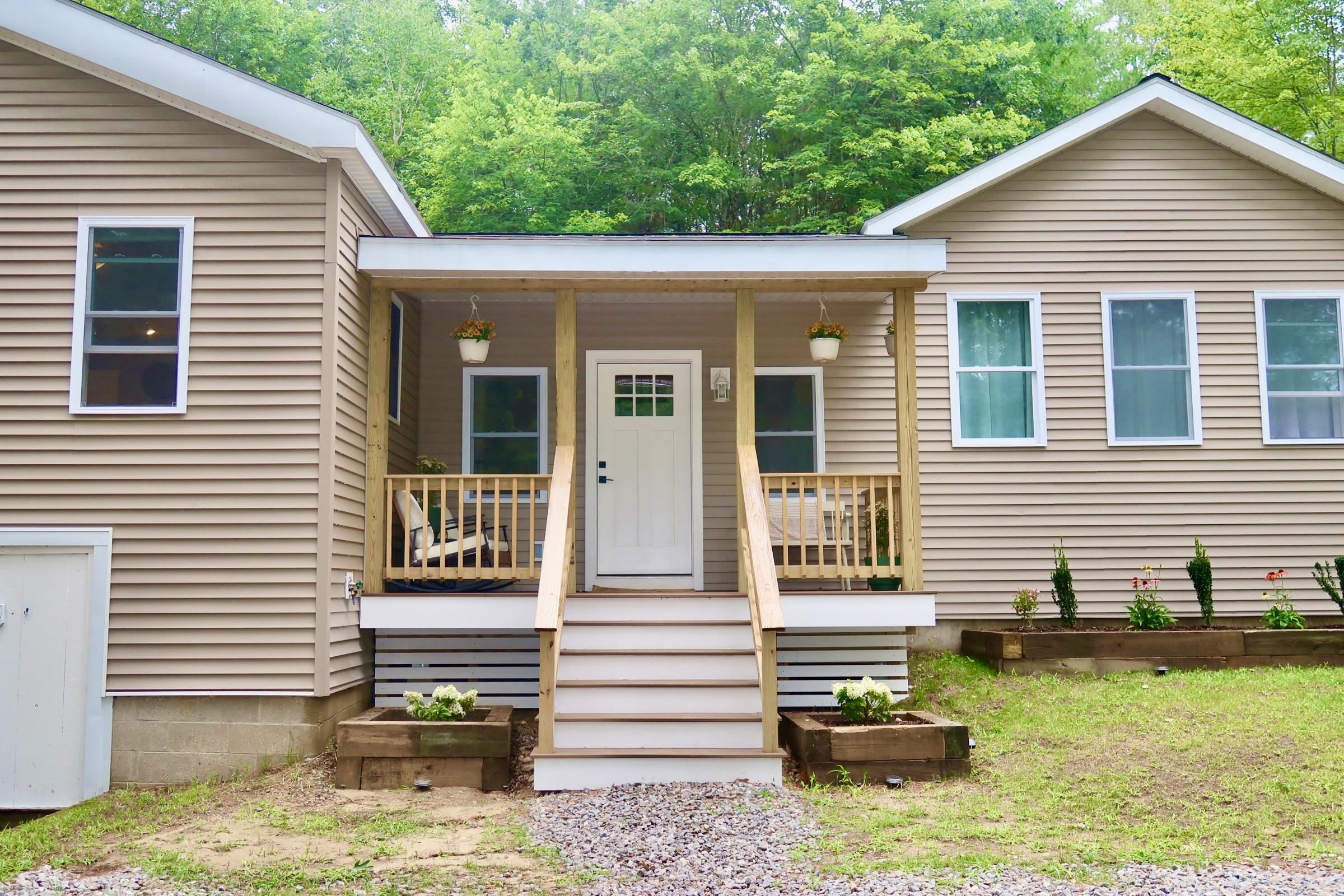 3421 River Road