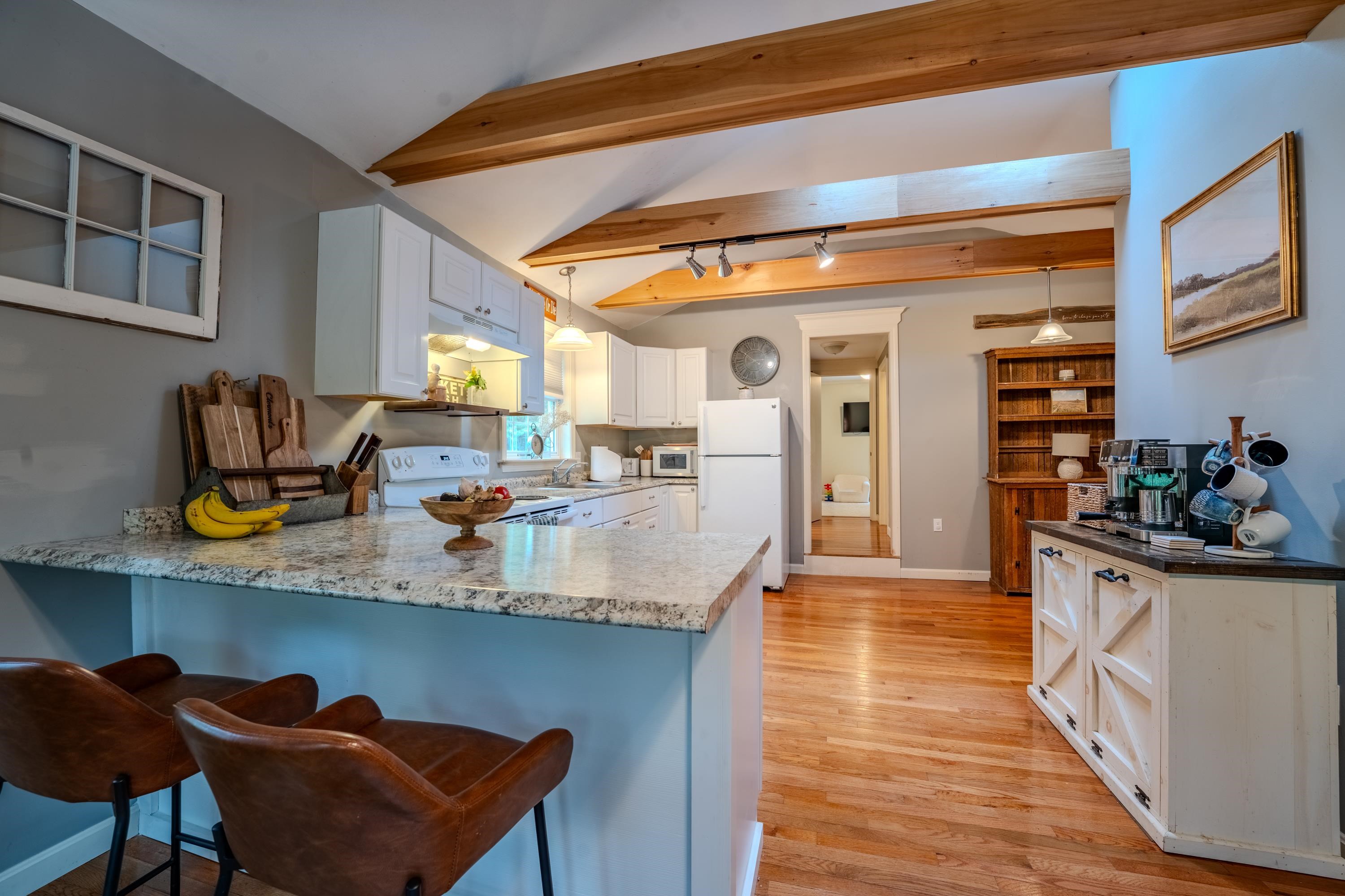 3421 River Road