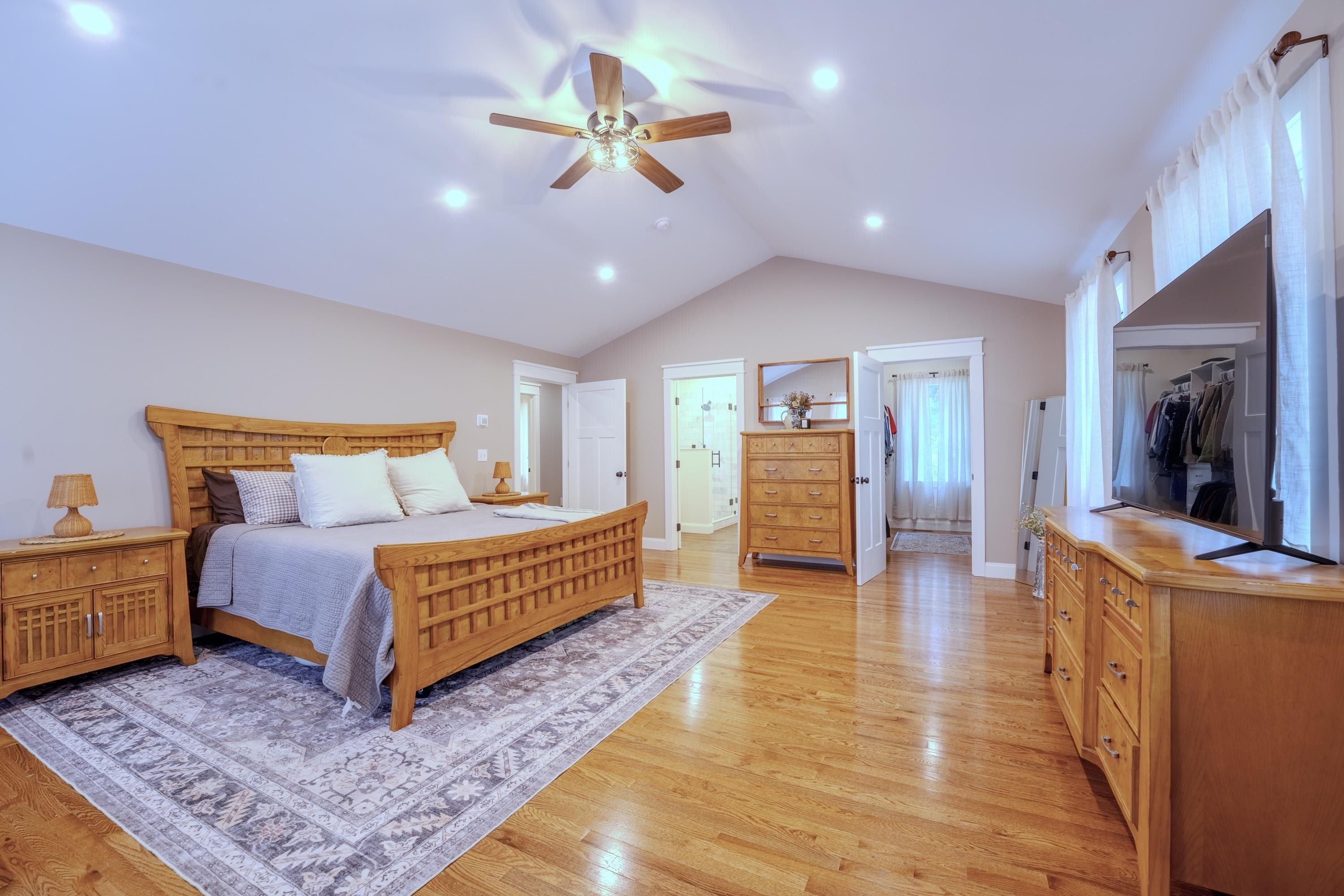 3421 River Road