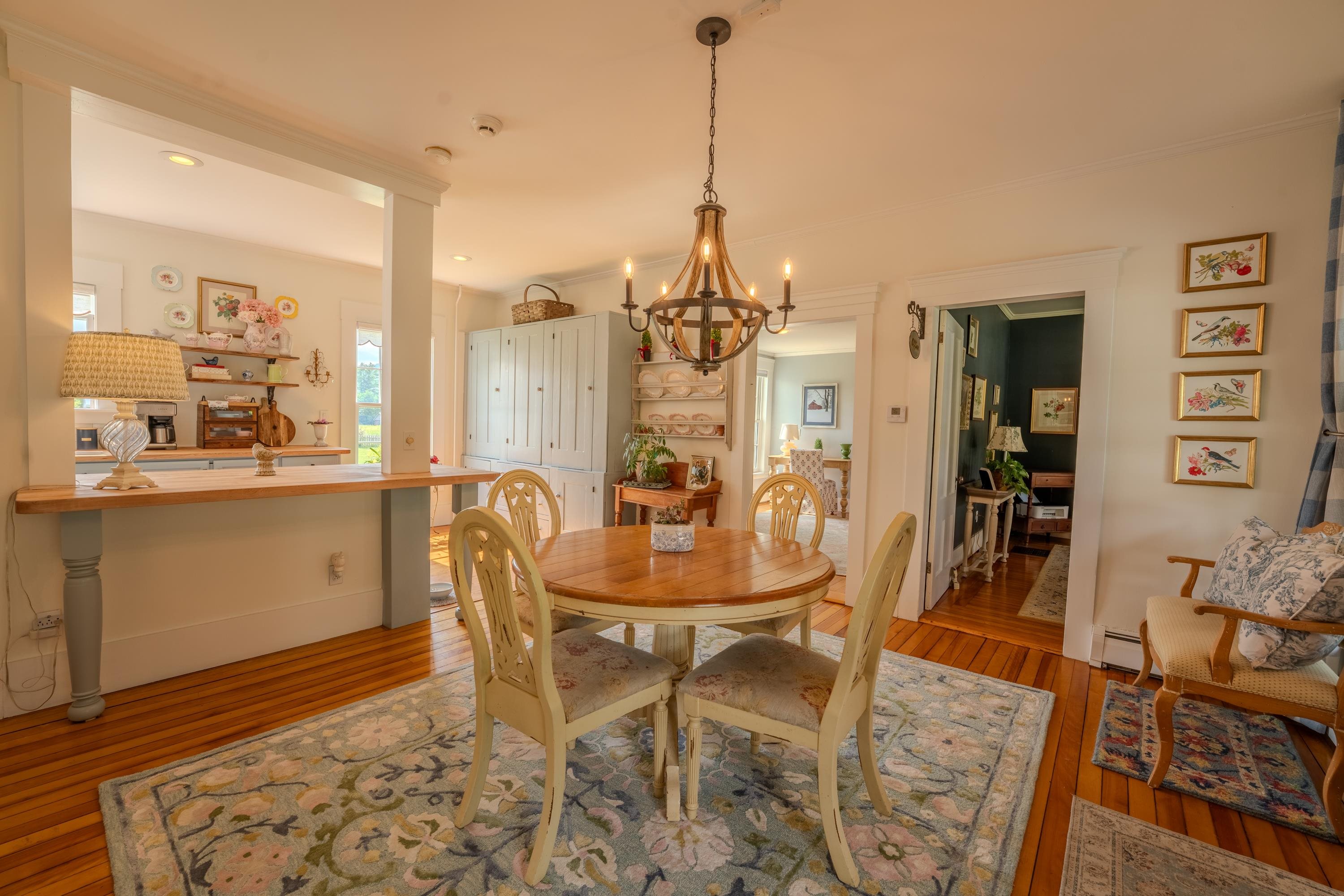 1366 Easton Road