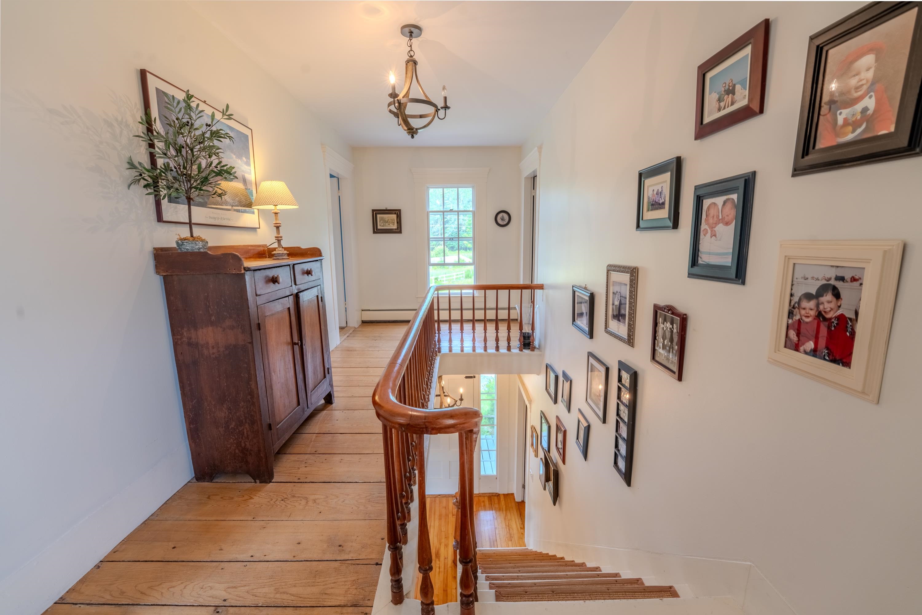 1366 Easton Road
