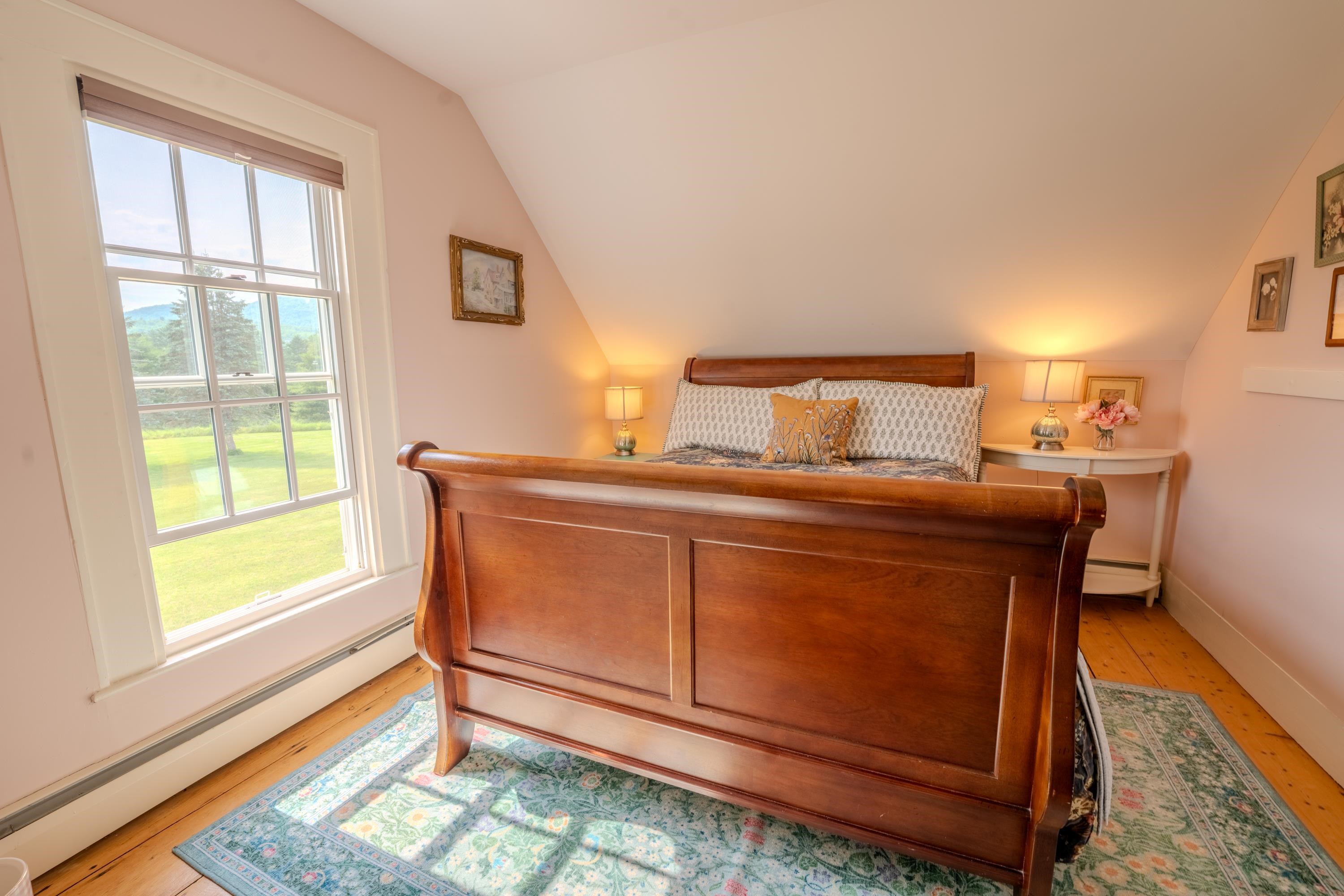 1366 Easton Road