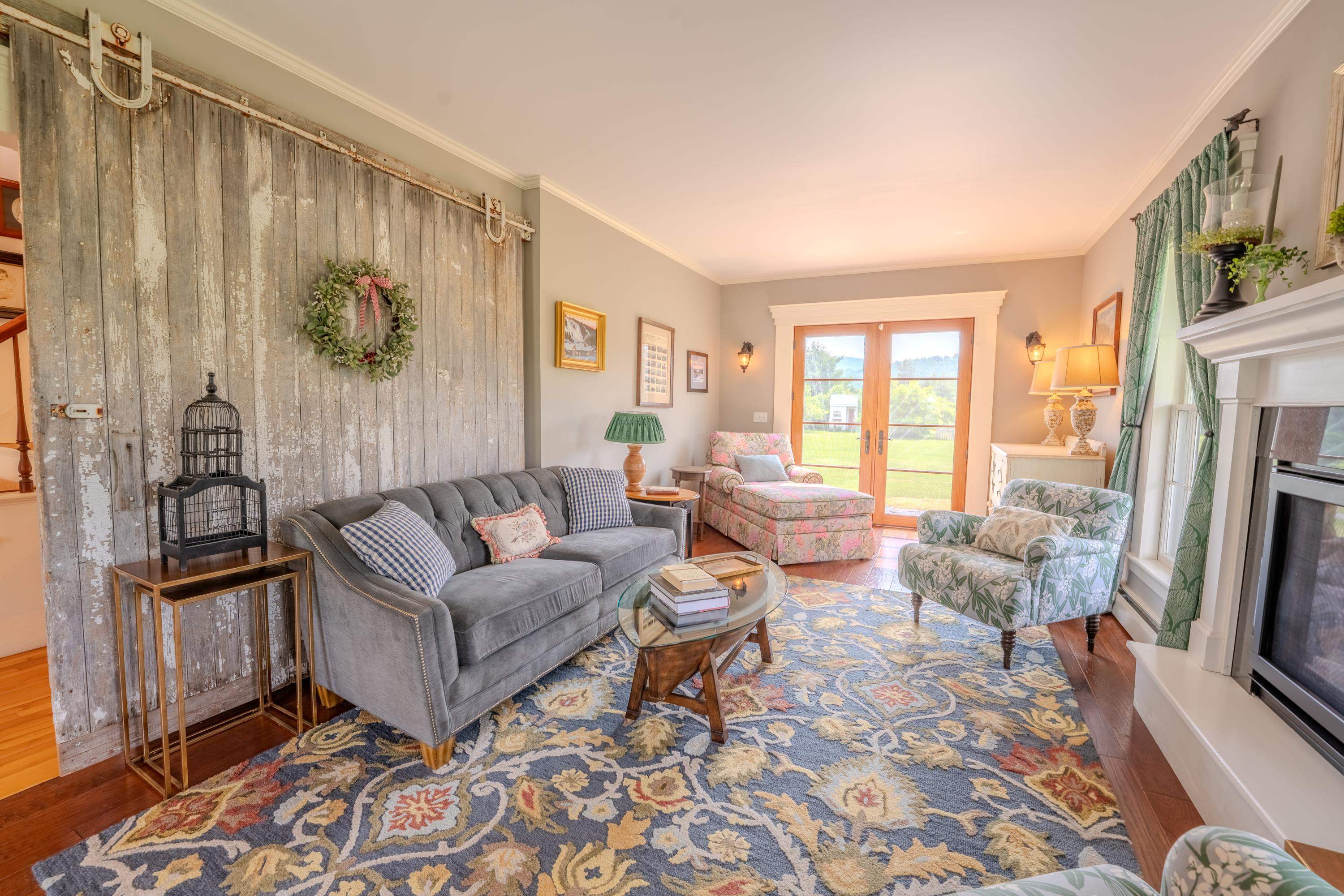 1366 Easton Road