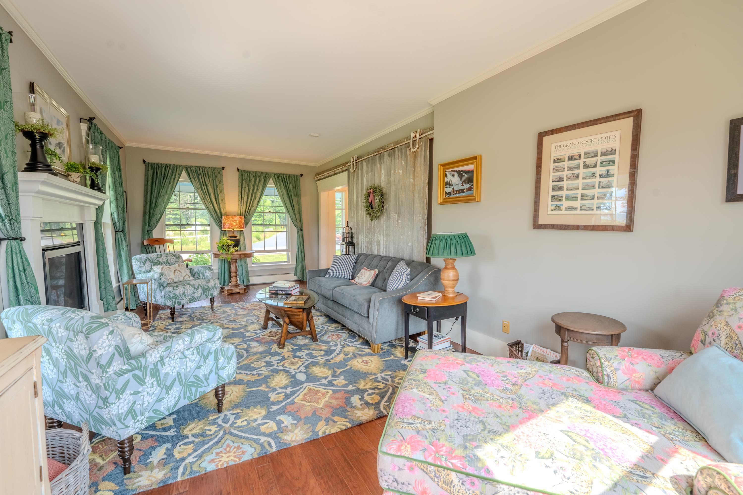 1366 Easton Road
