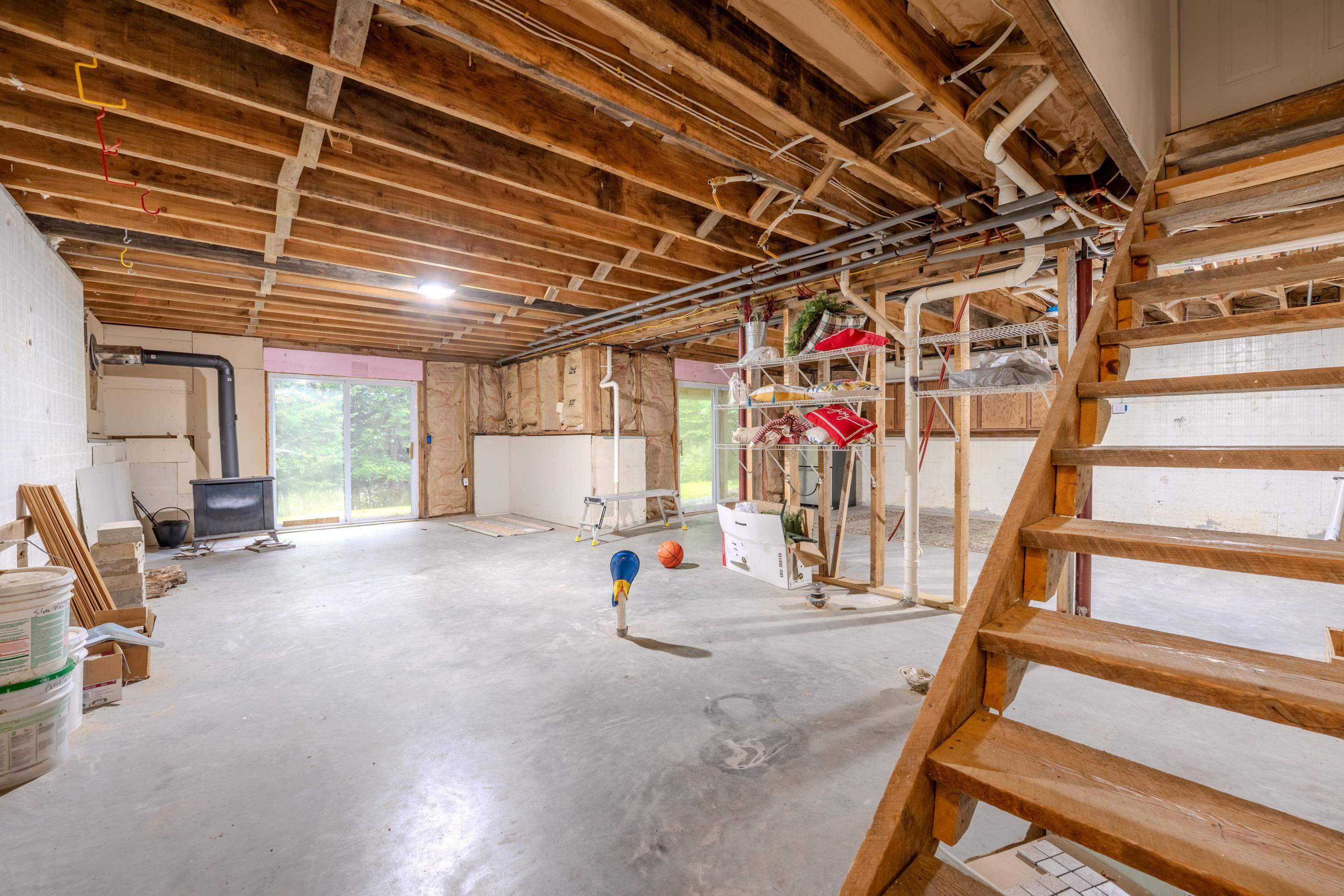 111 Holland Trail