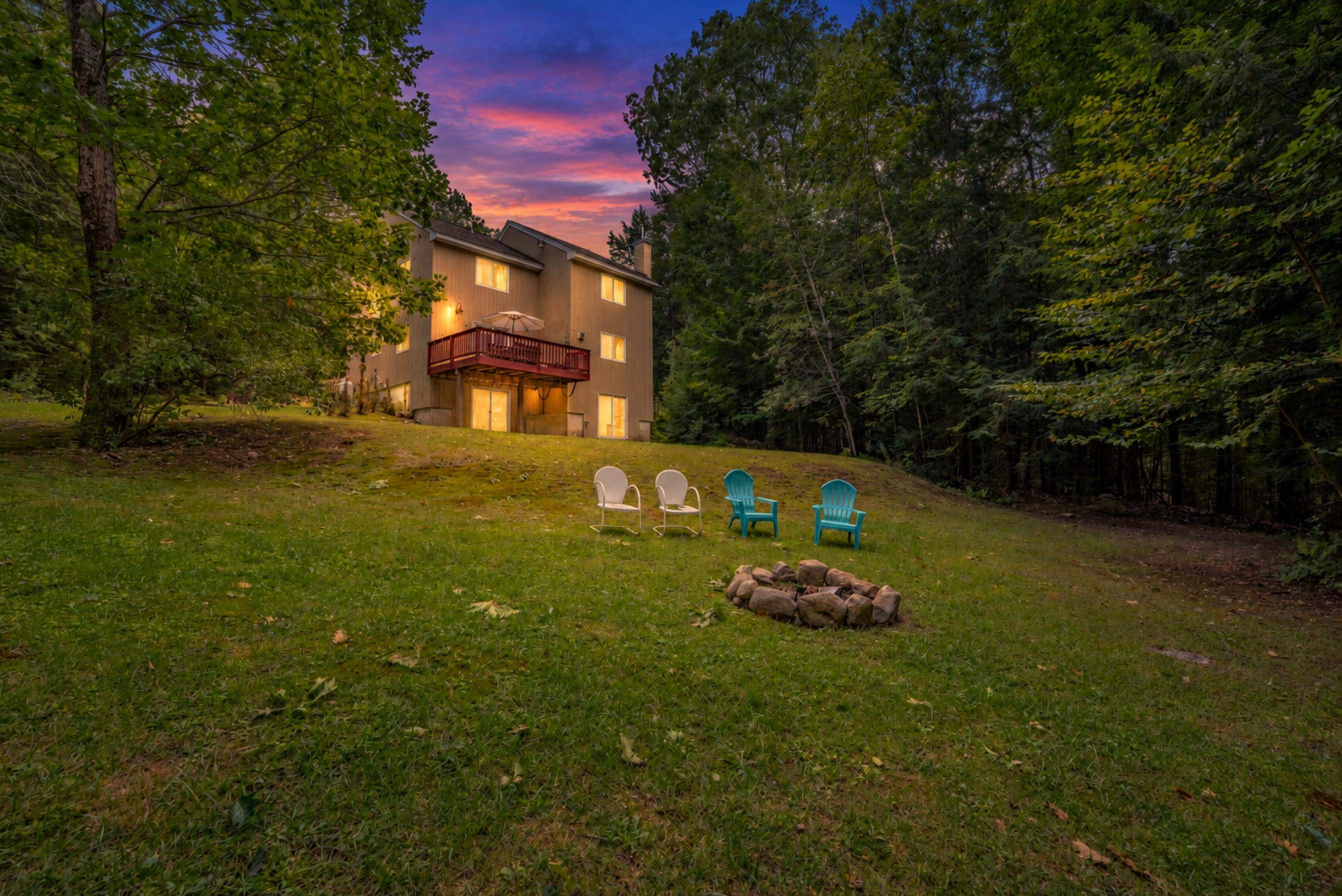 111 Holland Trail
