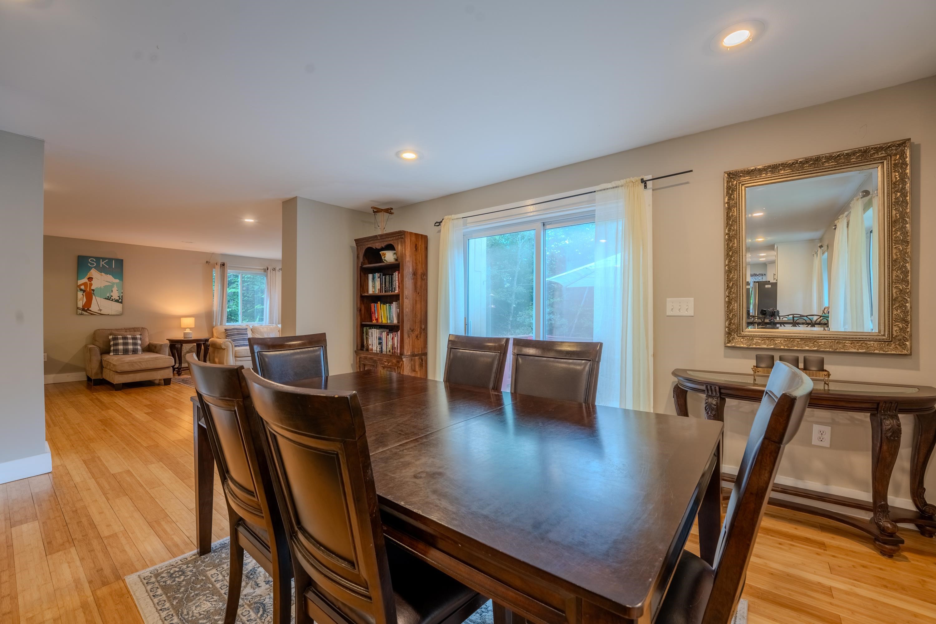 111 Holland Trail