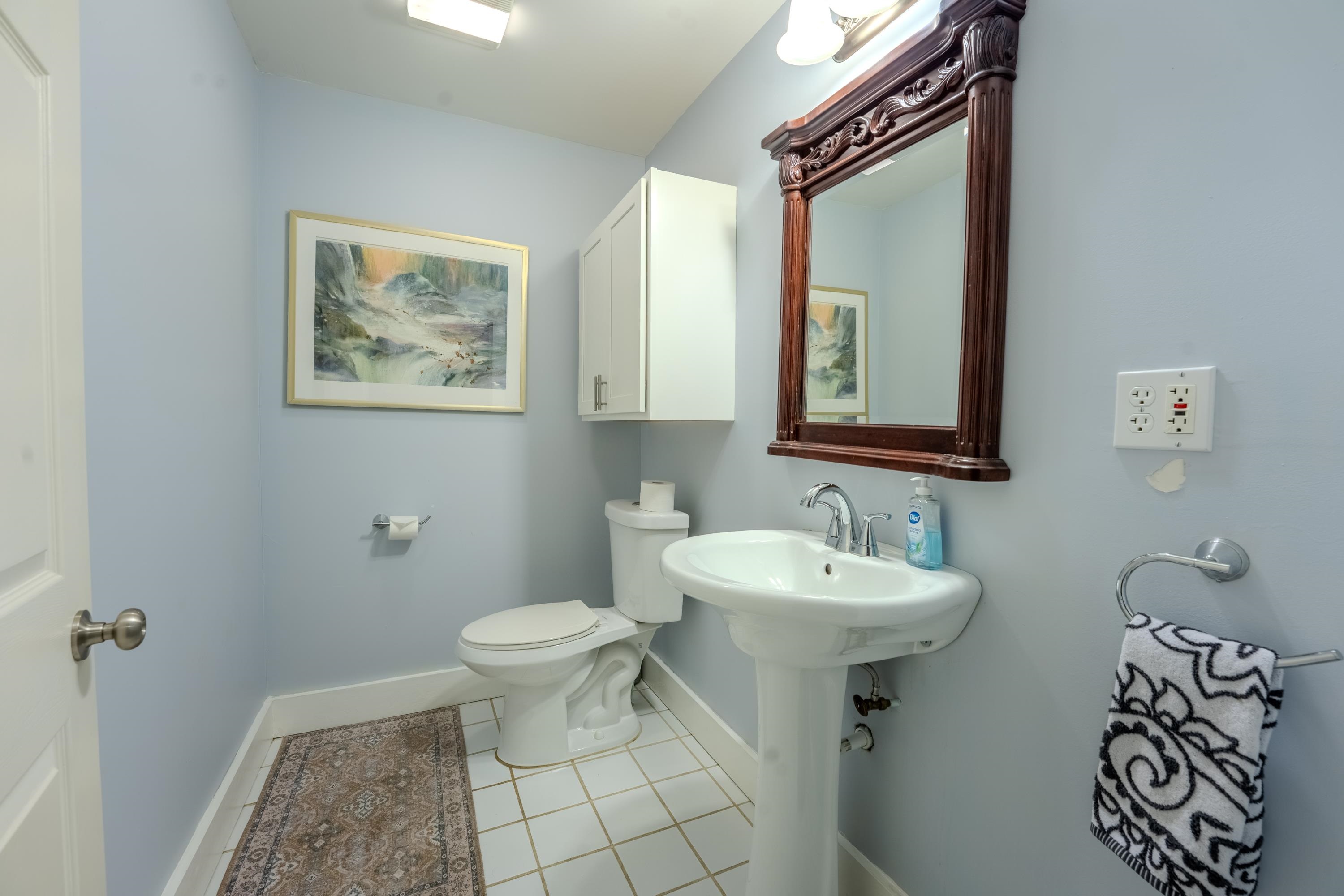111 Holland Trail
