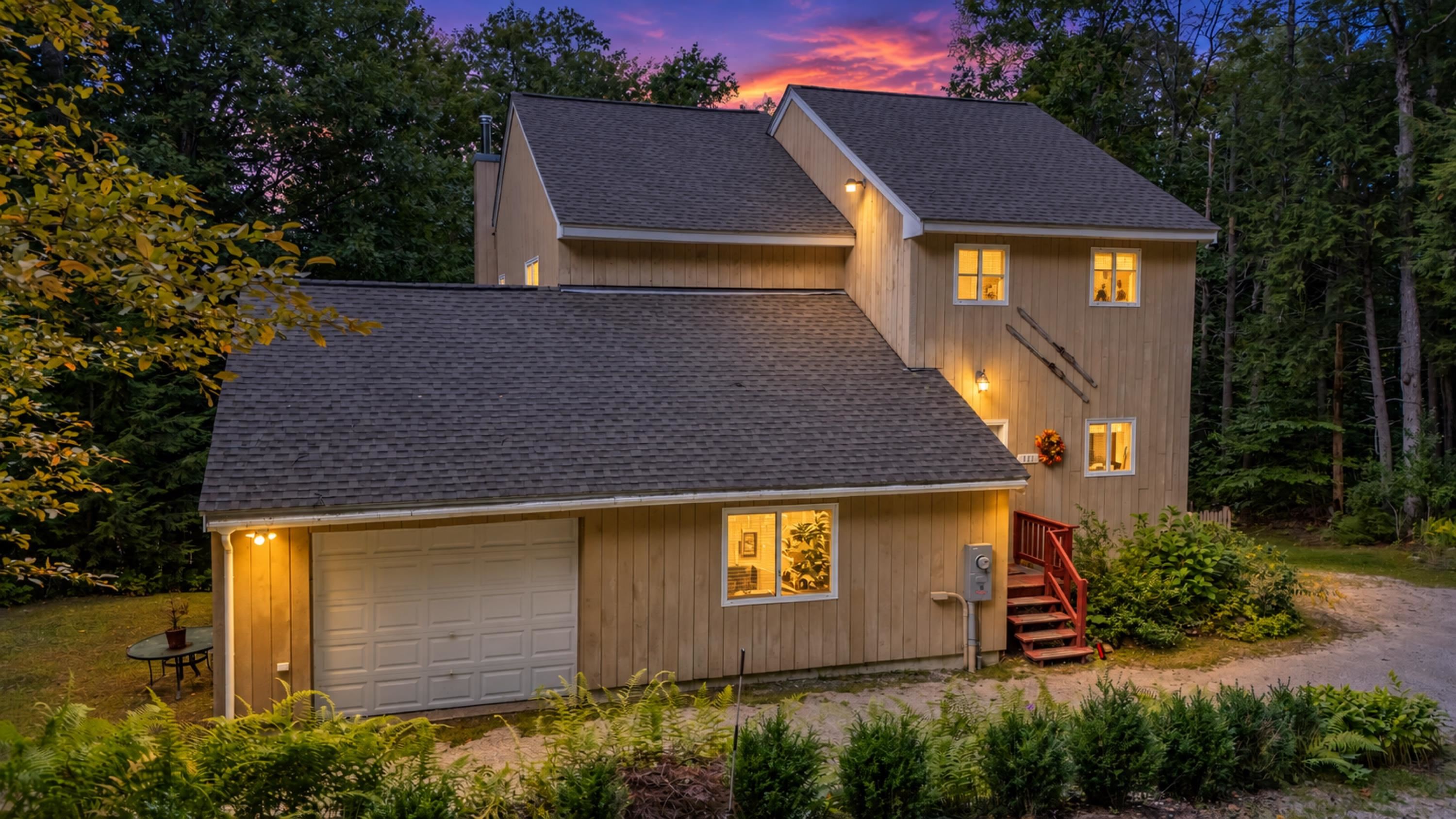 111 Holland Trail