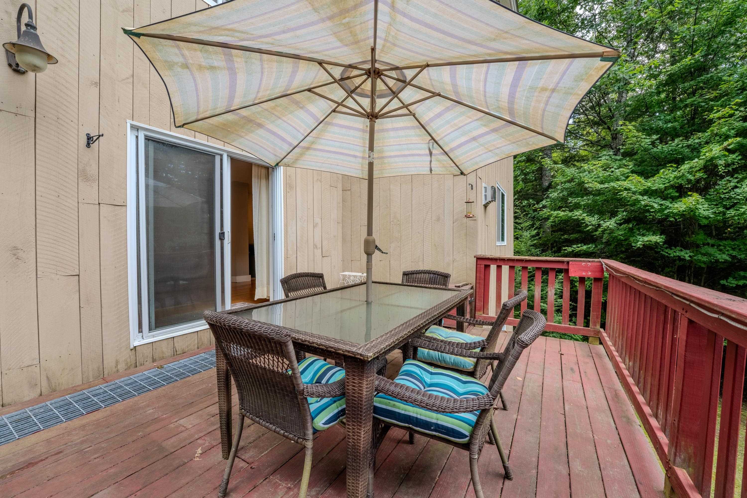 111 Holland Trail