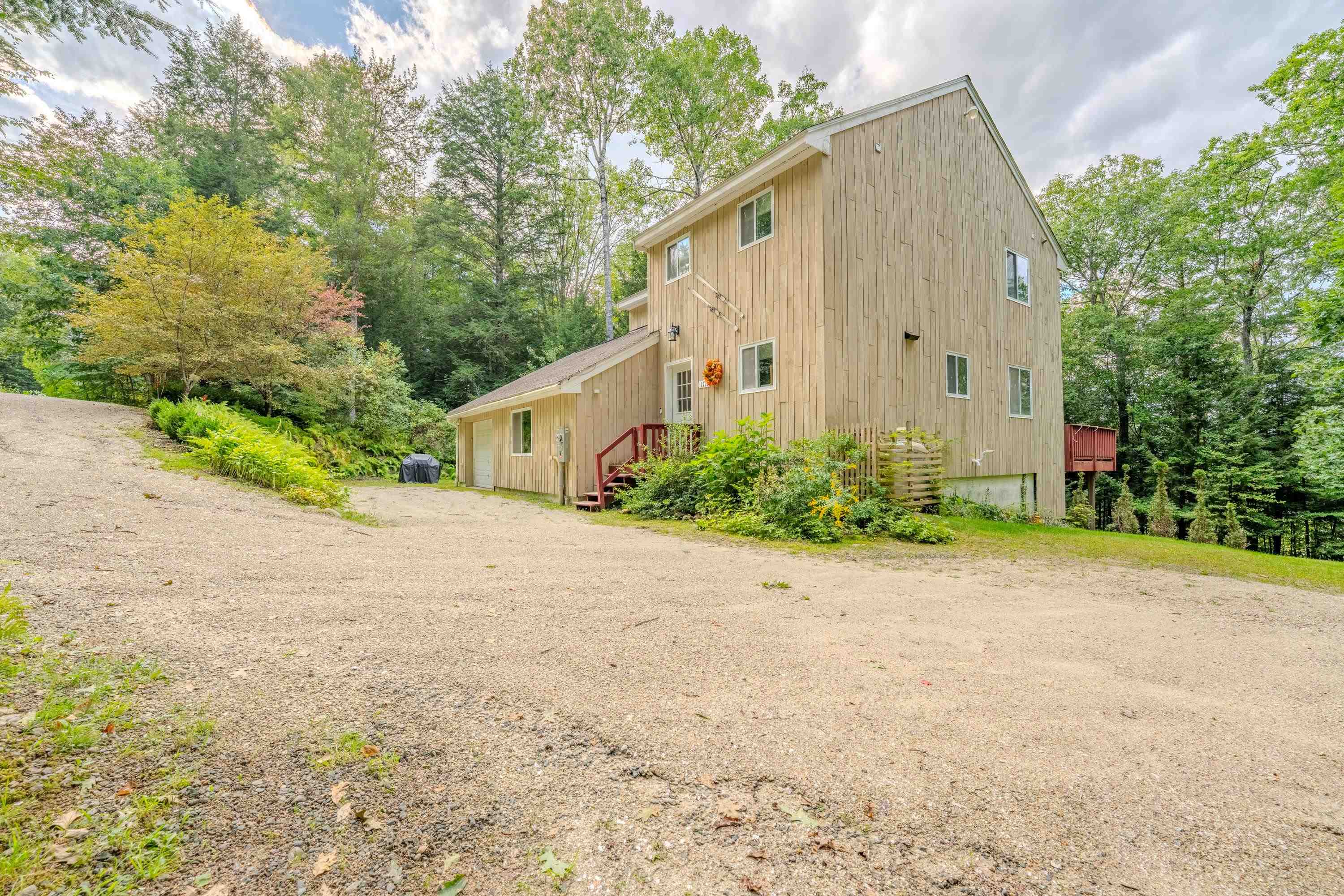 111 Holland Trail
