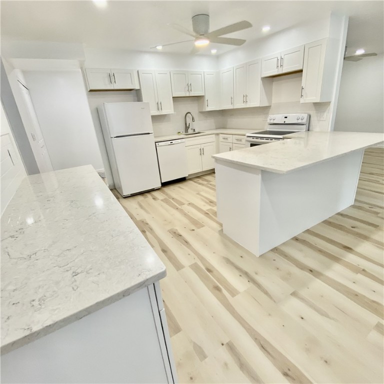201 Grant Street 106