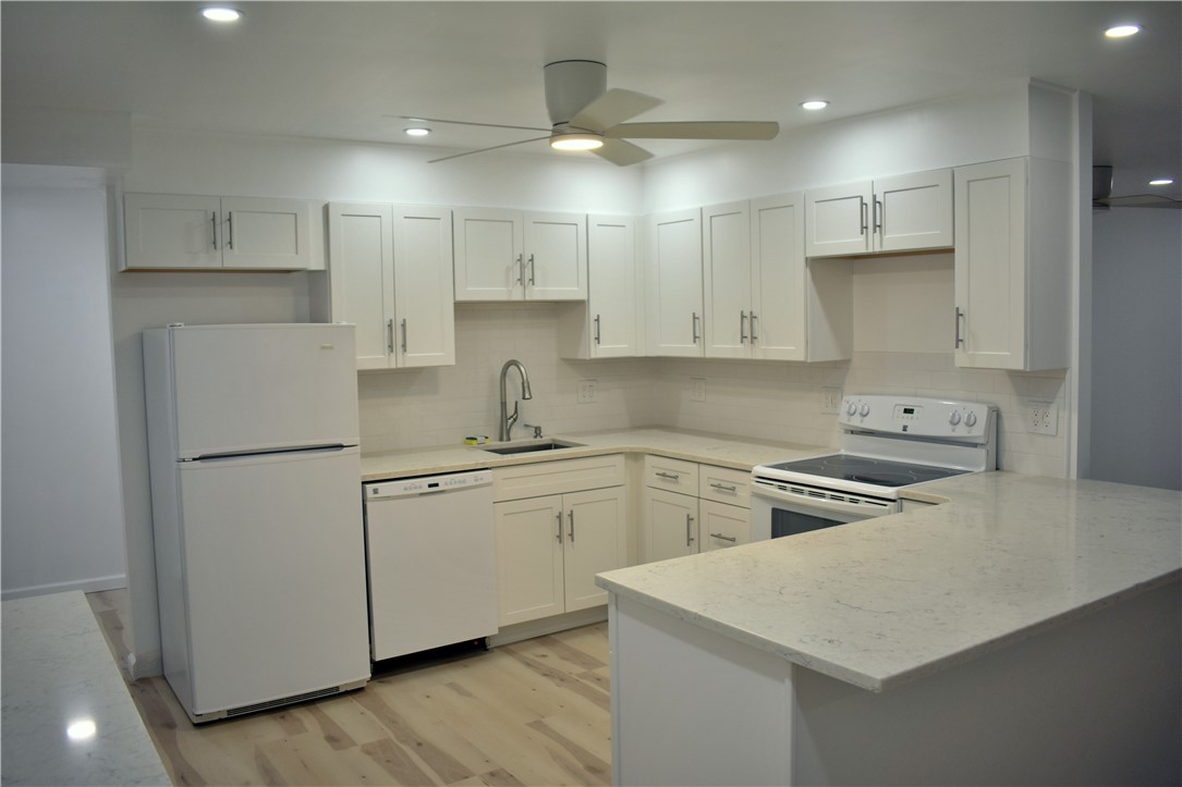 201 Grant Street 106