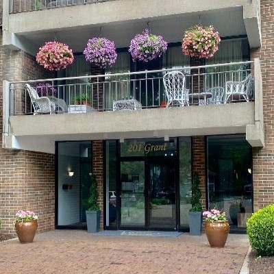 201 Grant Street 106