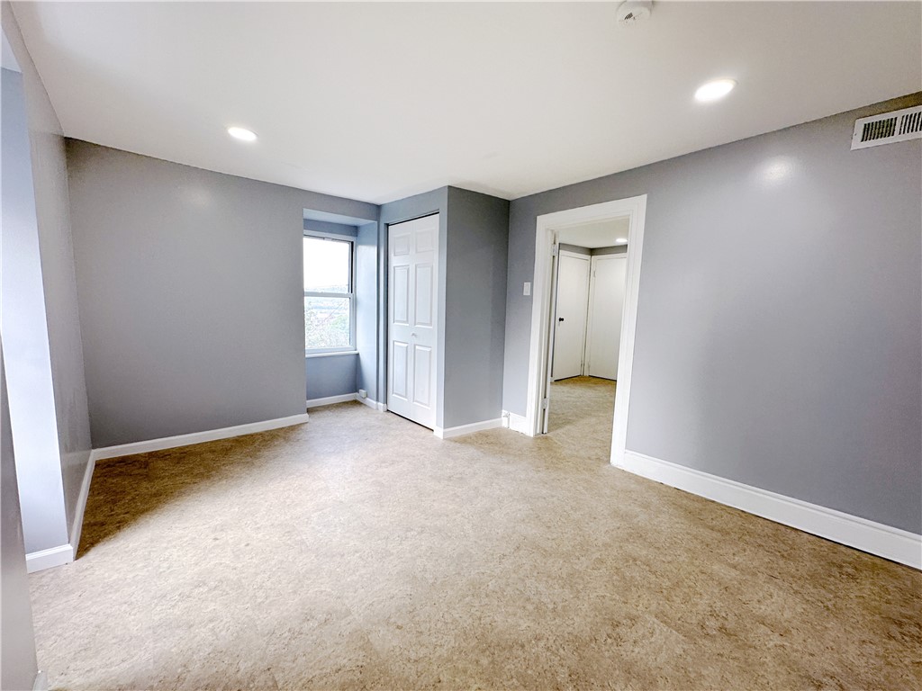 1004 Fritz St