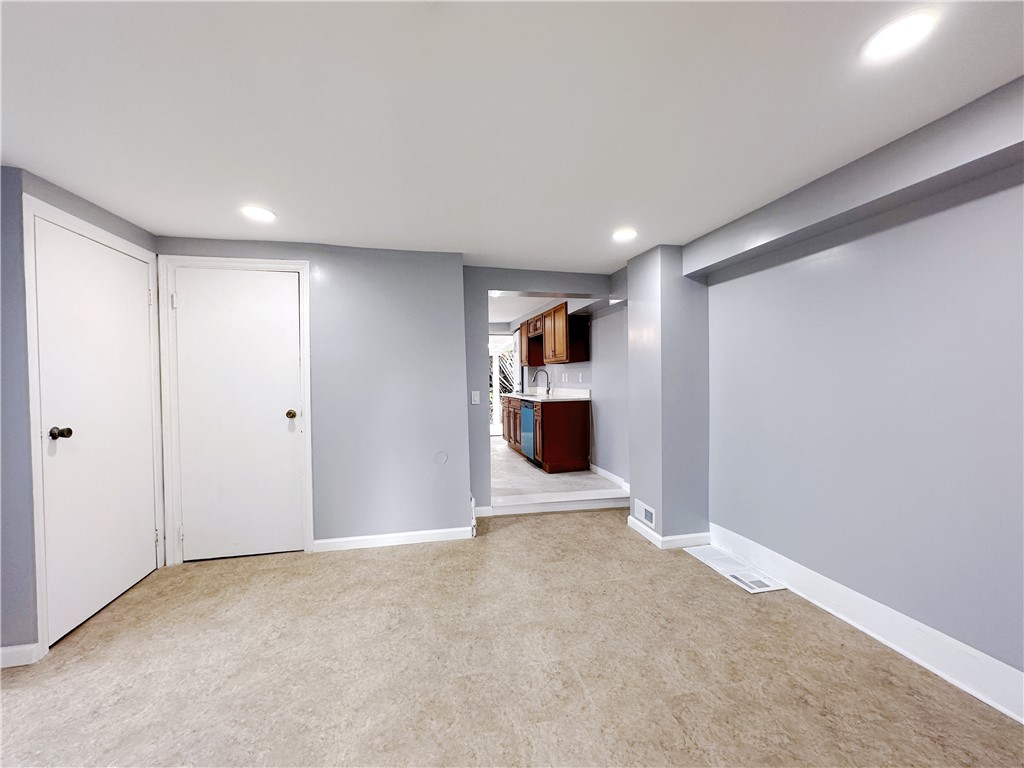 1004 Fritz St