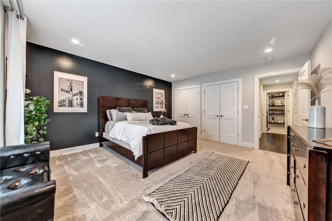 1051 North Ave