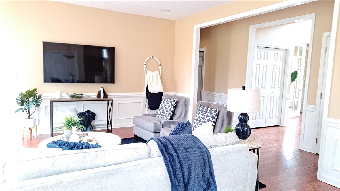 102 Drake Dr
