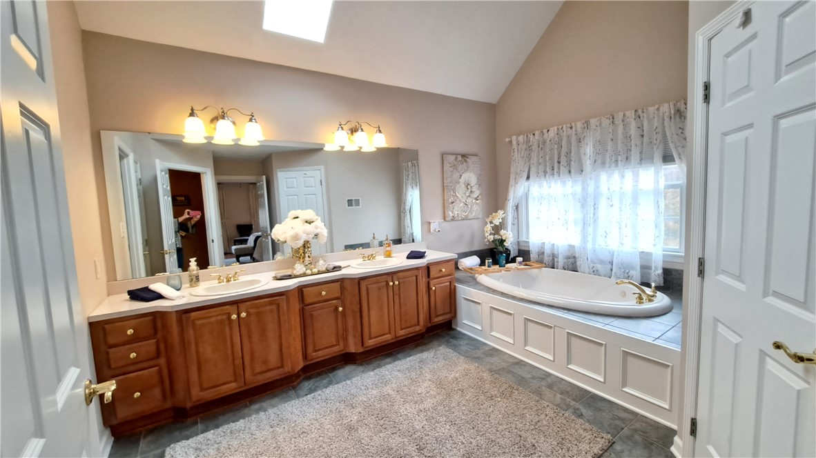 102 Drake Dr
