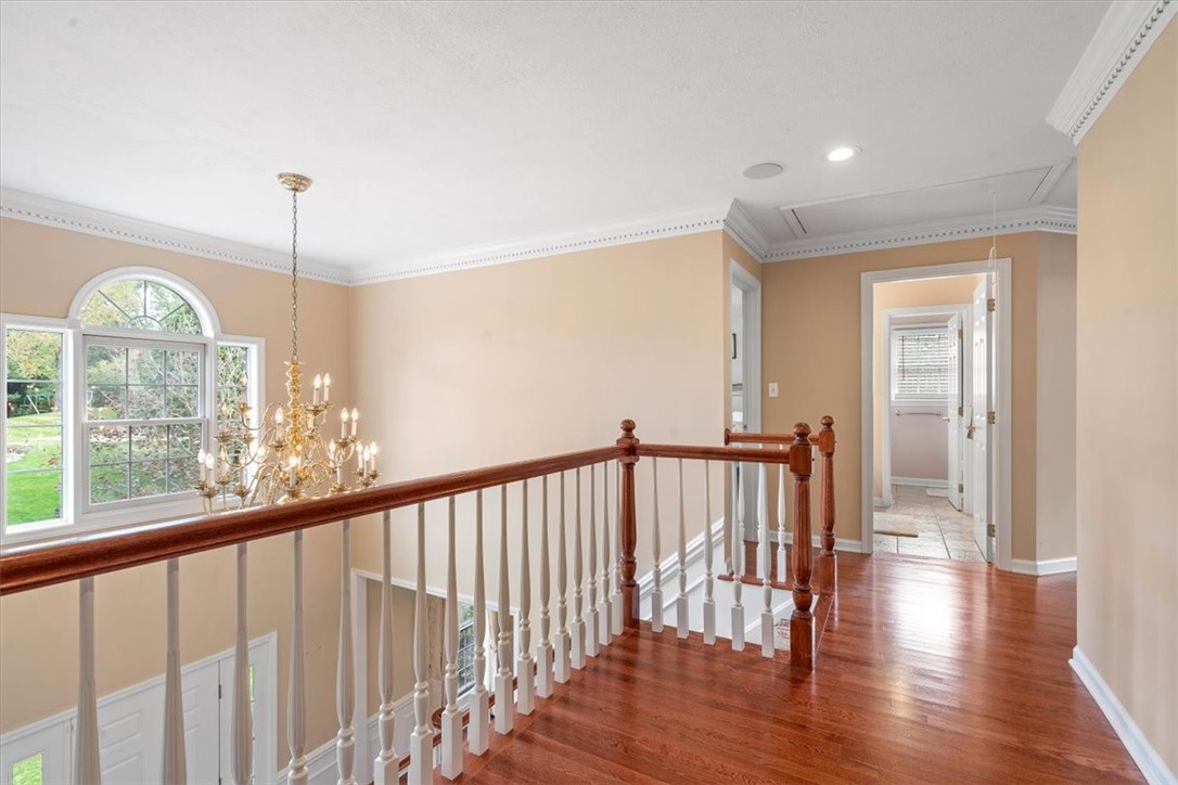 102 Drake Dr