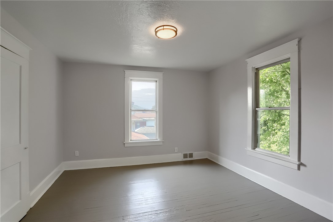 38 Pittsburgh Circle