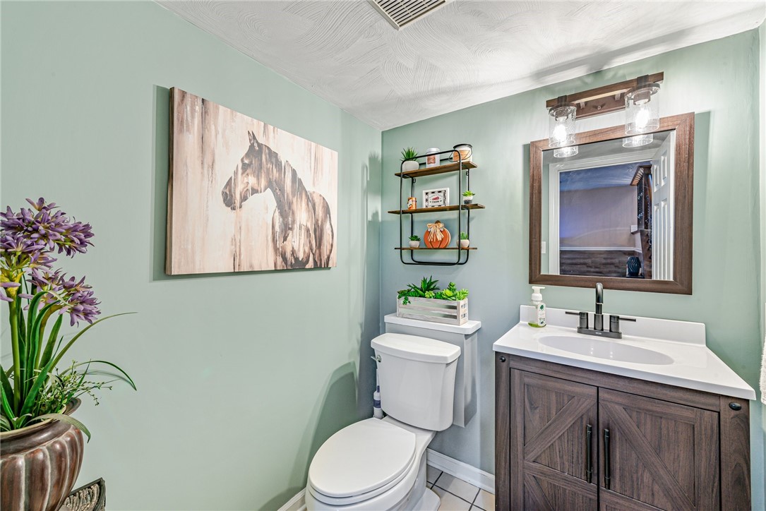 32 Deerfield Dr