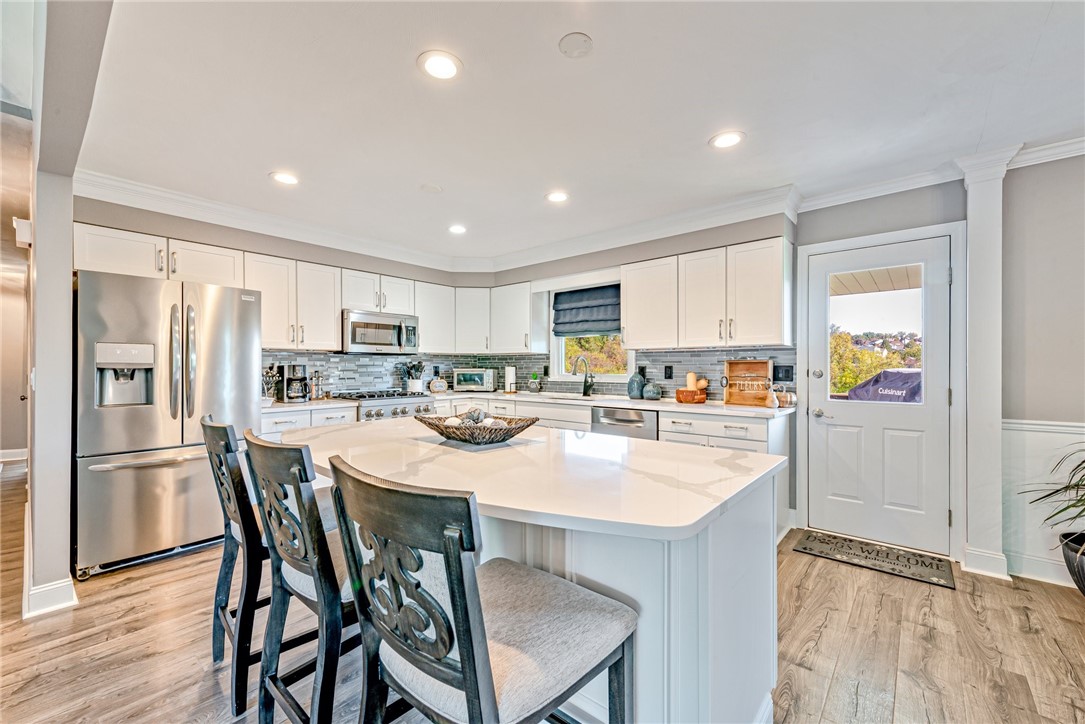 32 Deerfield Dr
