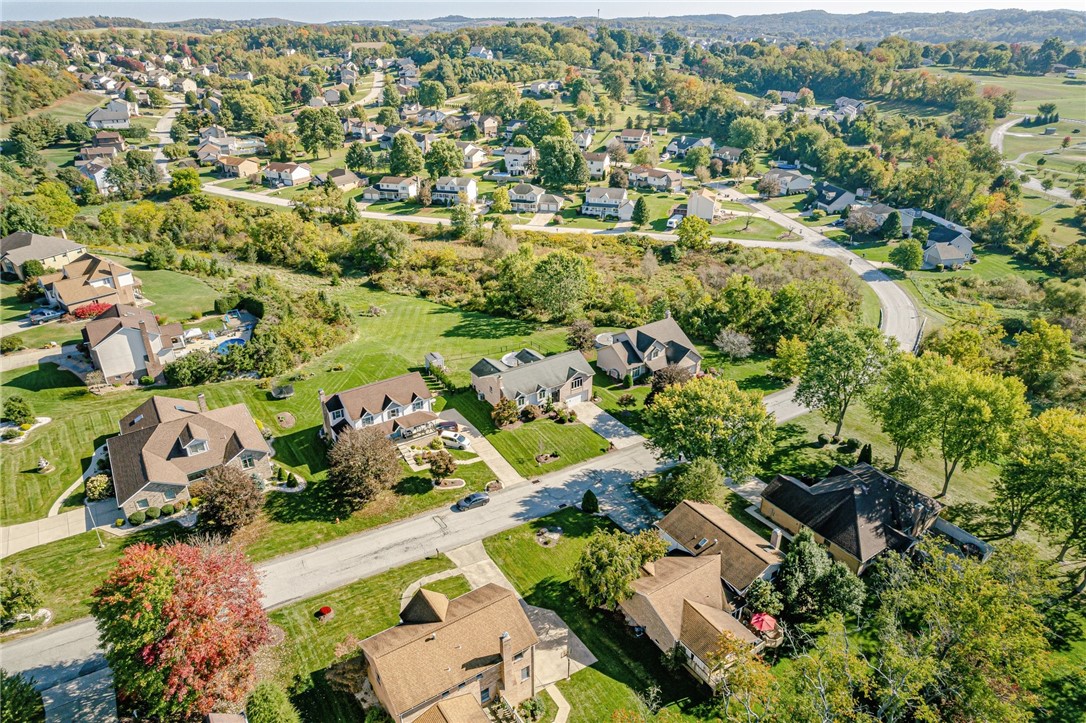 32 Deerfield Dr