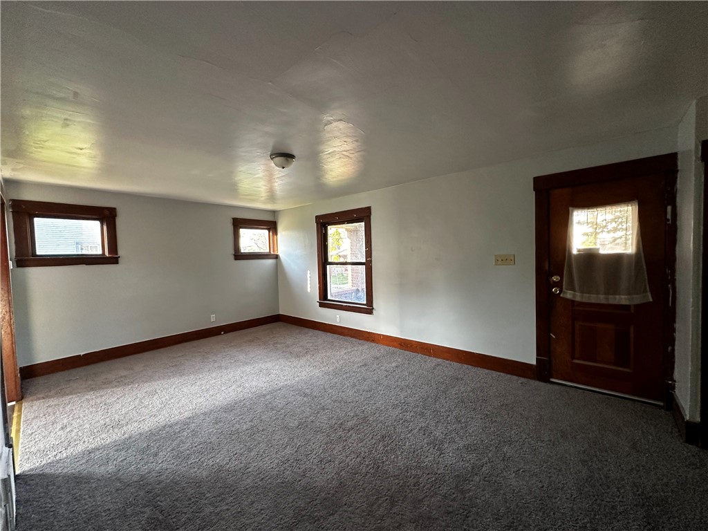 377 New Castle Ave