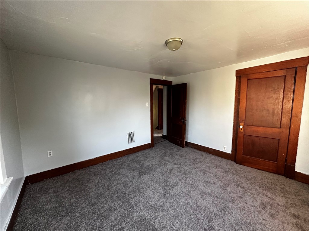 377 New Castle Ave