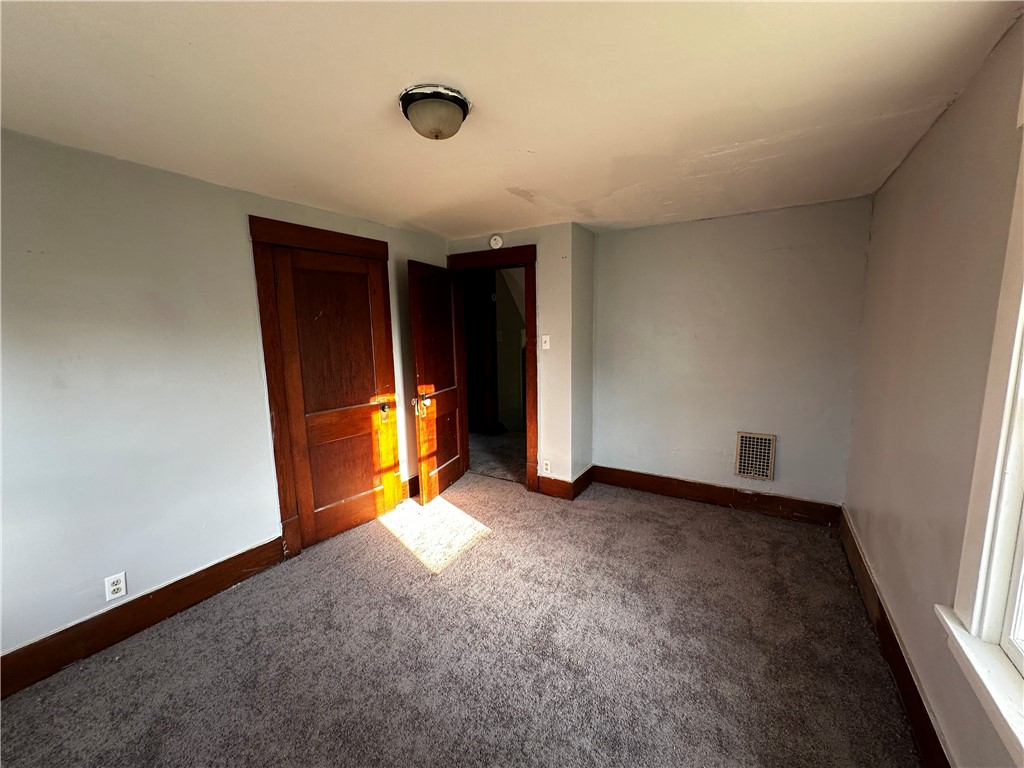 377 New Castle Ave