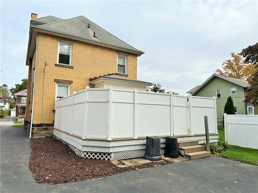 418 Boyles Ave