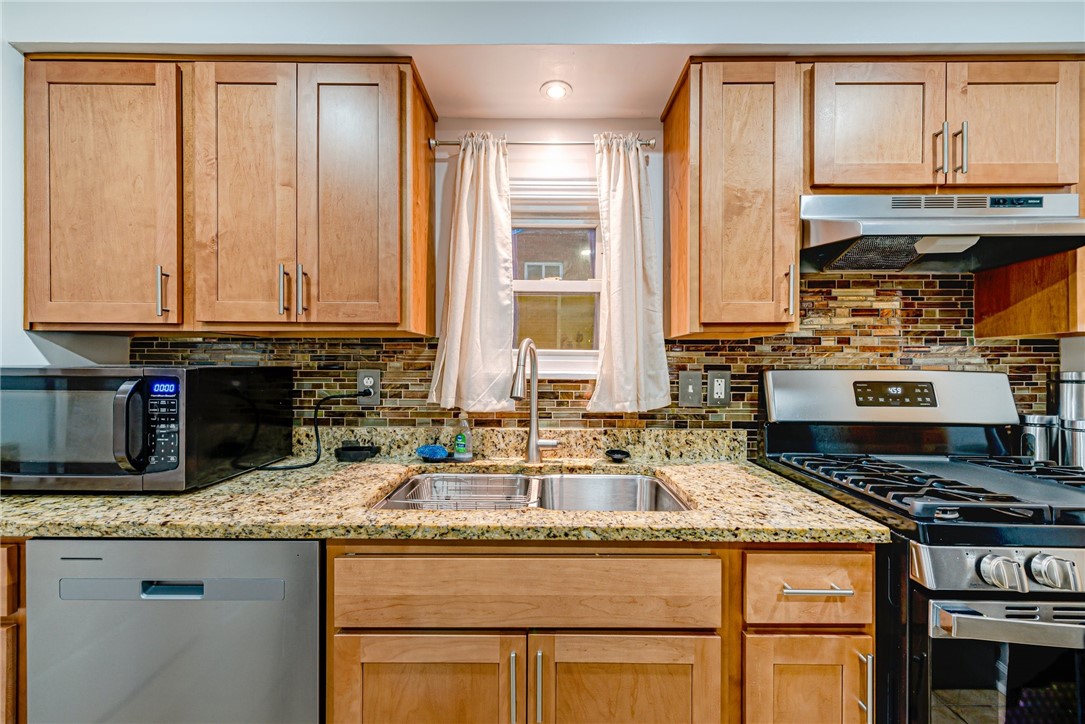 8014 Mark Dr