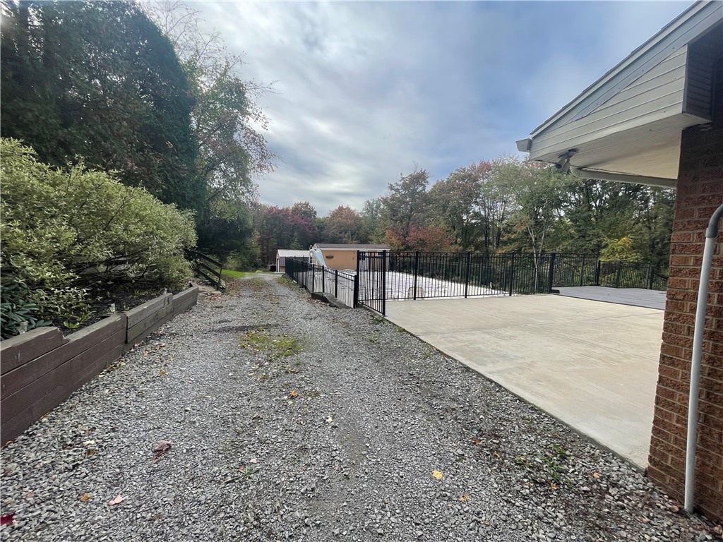 628 Saxonburg Road