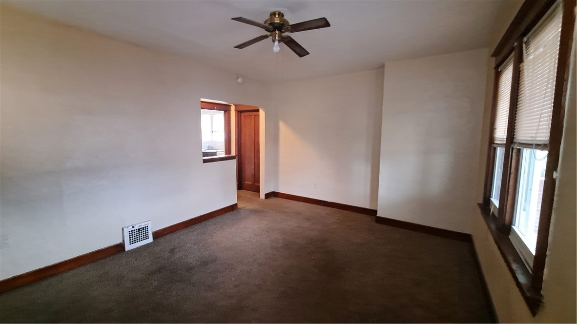 800 Ridge Ave