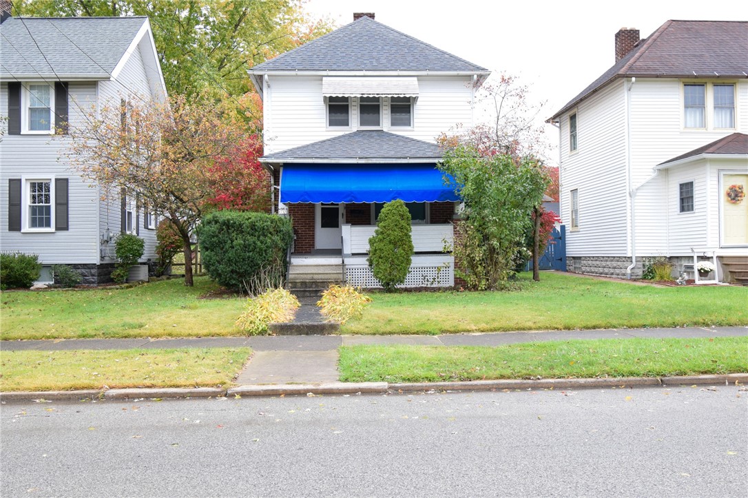 1715 W Ridge Ave