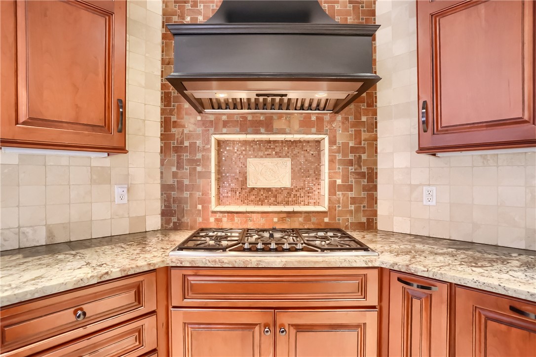 1827 Willow Oak Drive