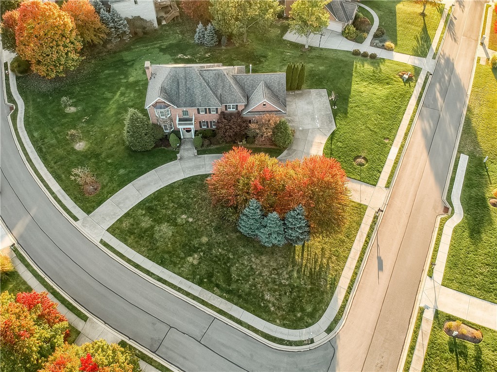 1827 Willow Oak Drive