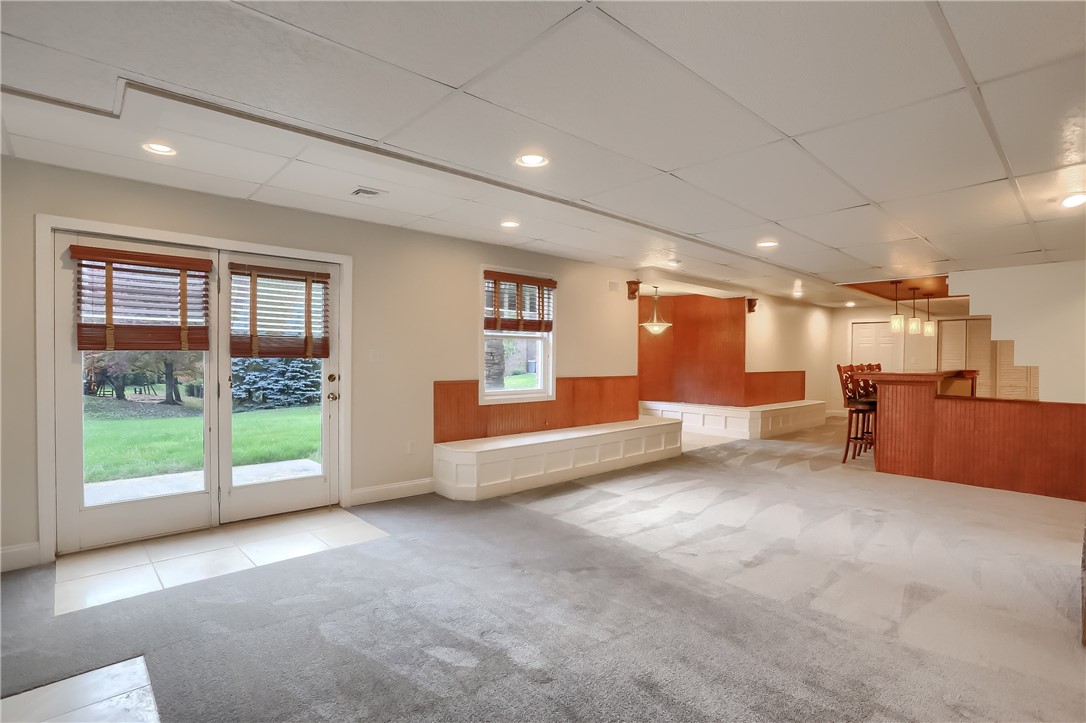 1827 Willow Oak Drive