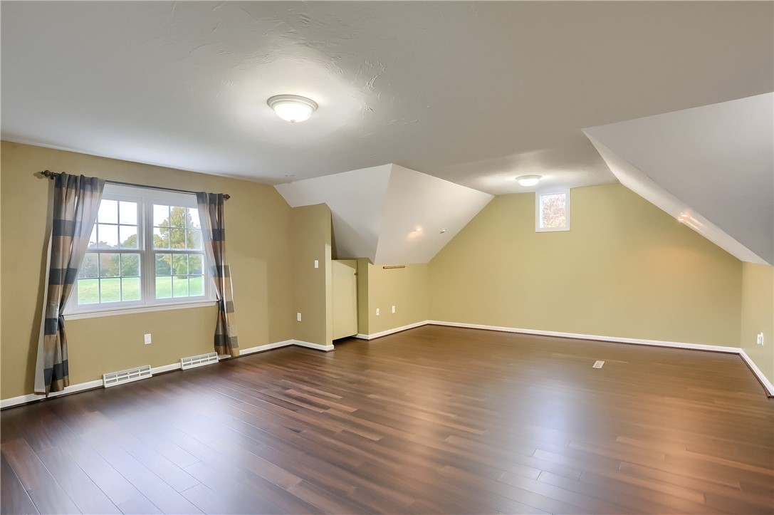 1827 Willow Oak Drive