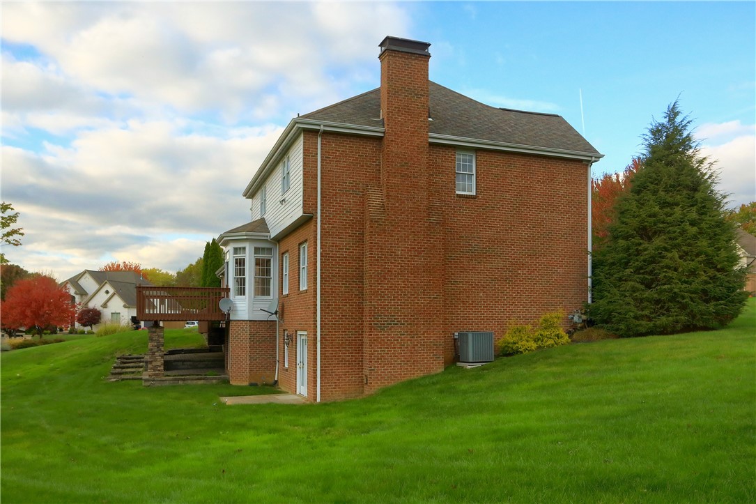 1827 Willow Oak Drive